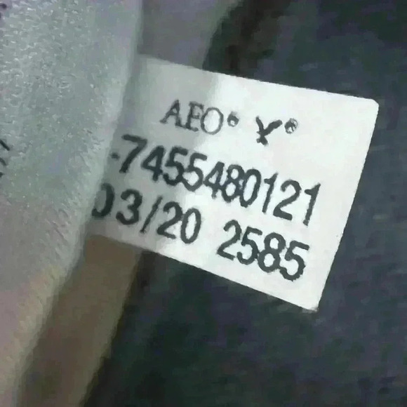 American Eagle AE Stretch Mom Jean Style 2585 Size 10L - Picture 8 of 11